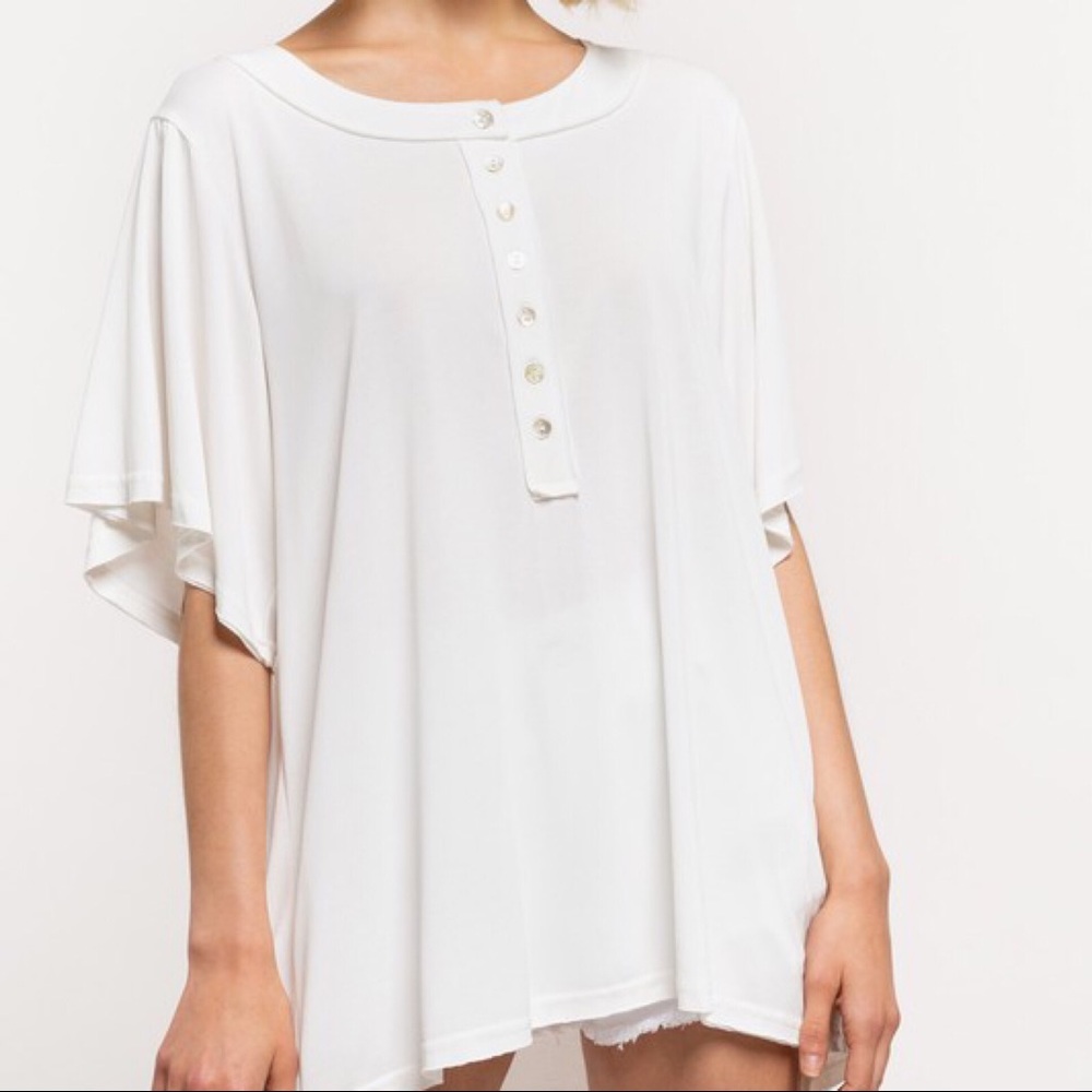 CLEARANCE-NO OFFERS‼️Softest Henley Ever-White